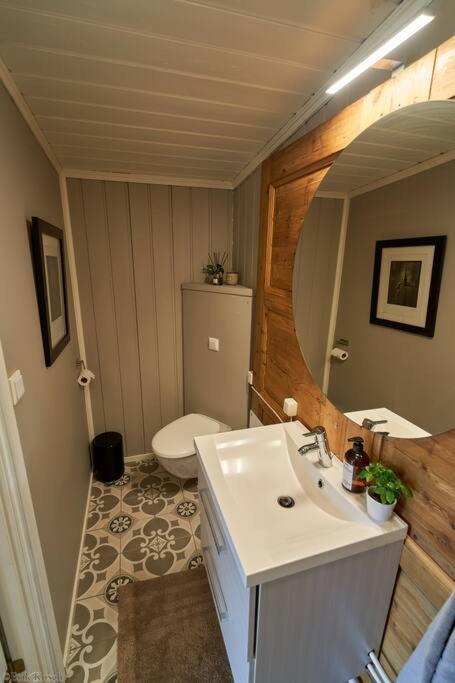 Holiday home Koselig Pa Gardstun I *